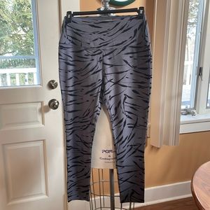 Women’s Leggings Black & Gray Sz Large Rachel Zoe